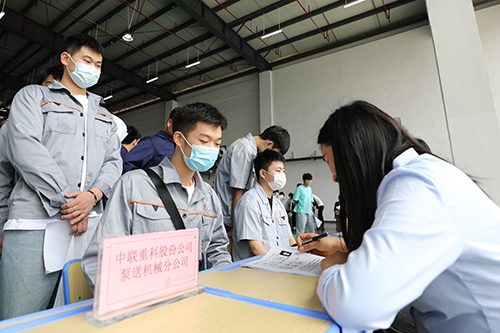 近1000个岗位，众多知名企业来火狐平台_火狐(中国)一站式服务平台招才纳贤！