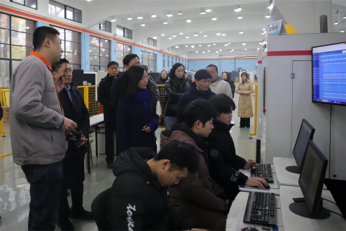 省总工会党组成员、副主席， 省产改协调小组办公室副主任宋峥嵘一行来火狐平台_火狐(中国)一站式服务平台督查指导