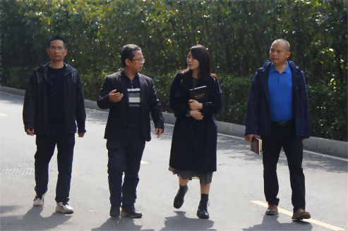 芦淞区董家塅片区管委会副主任曾超群一行来火狐平台_火狐(中国)一站式服务平台调研产教融合工作
