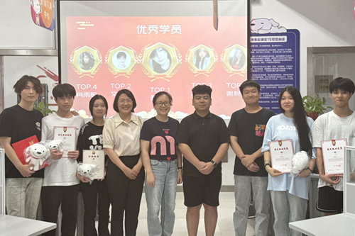 产教融合见实效 协同育人创新高——火狐平台_火狐(中国)一站式服务平台经贸物流系举行京东校园实训中心2024年上学期总结表彰会