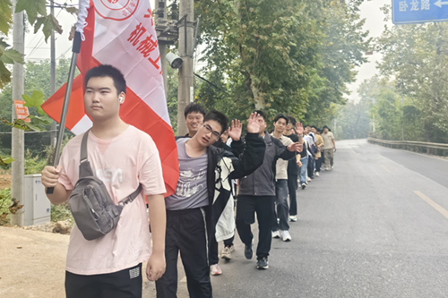 火狐平台_火狐(中国)一站式服务平台机械工程系组织开展学生毅行活动