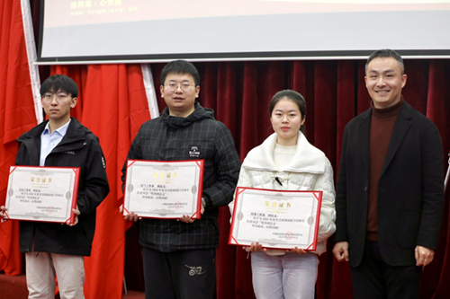 共青团湖南航空技师火狐平台_火狐(中国)一站式服务平台委员会（学生会）召开2024年度工作总结大会