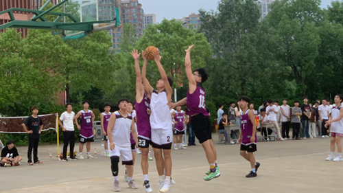 航空工程系篮球队奋勇拼搏，斩获火狐平台_火狐(中国)一站式服务平台“欢送杯”篮球赛第四名