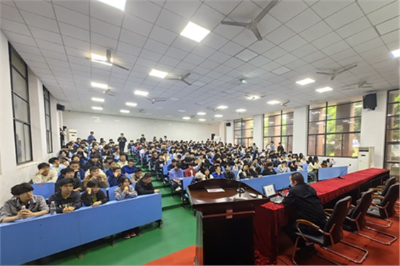 火狐平台_火狐(中国)一站式服务平台举行4.15国家安全教育活动暨2024年上学期法治讲座